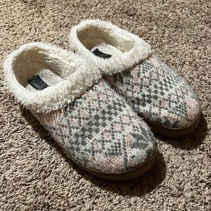 CuddlDuds Slippers